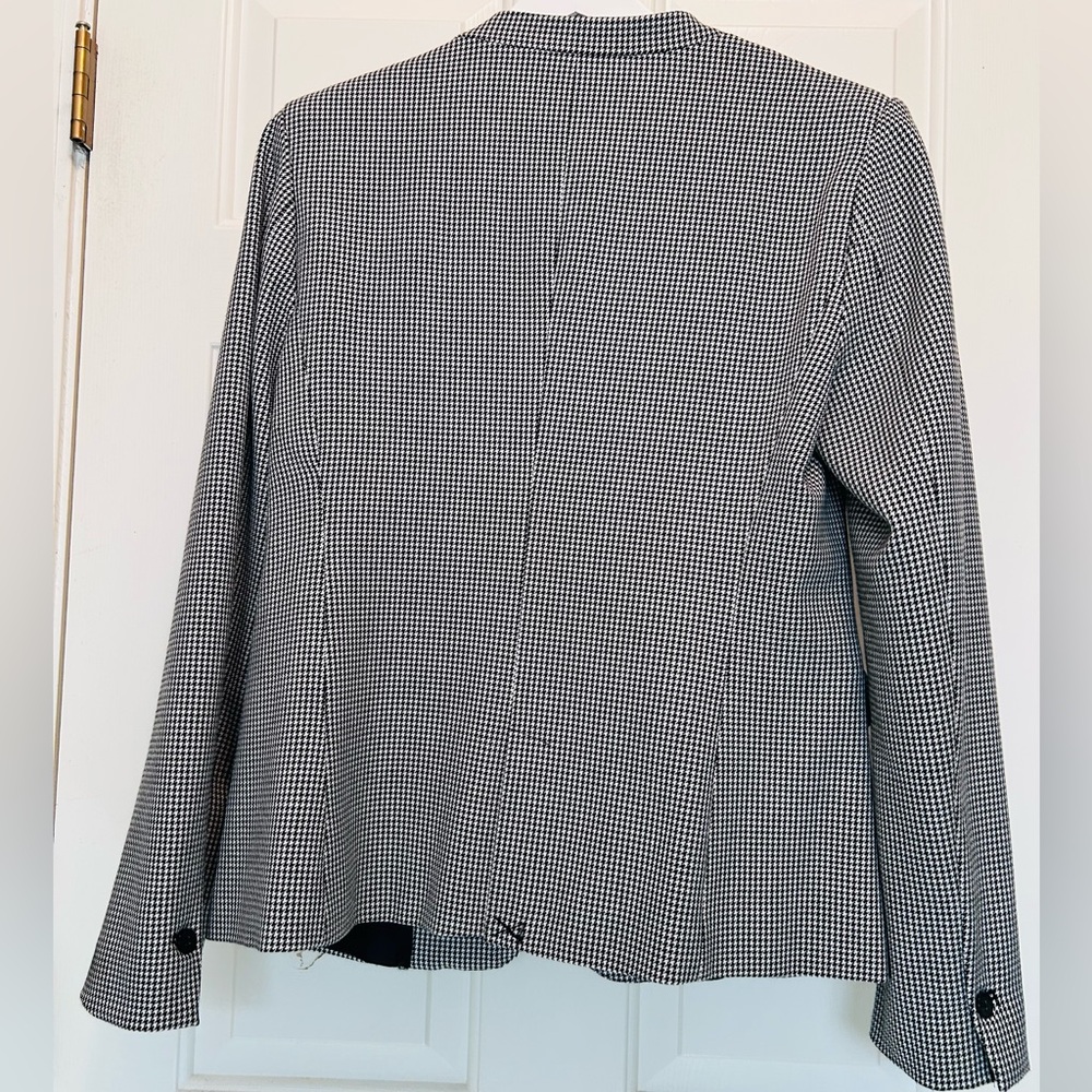 Classic Houndstooth Blazer (Black/White) - Picture 4 of 7